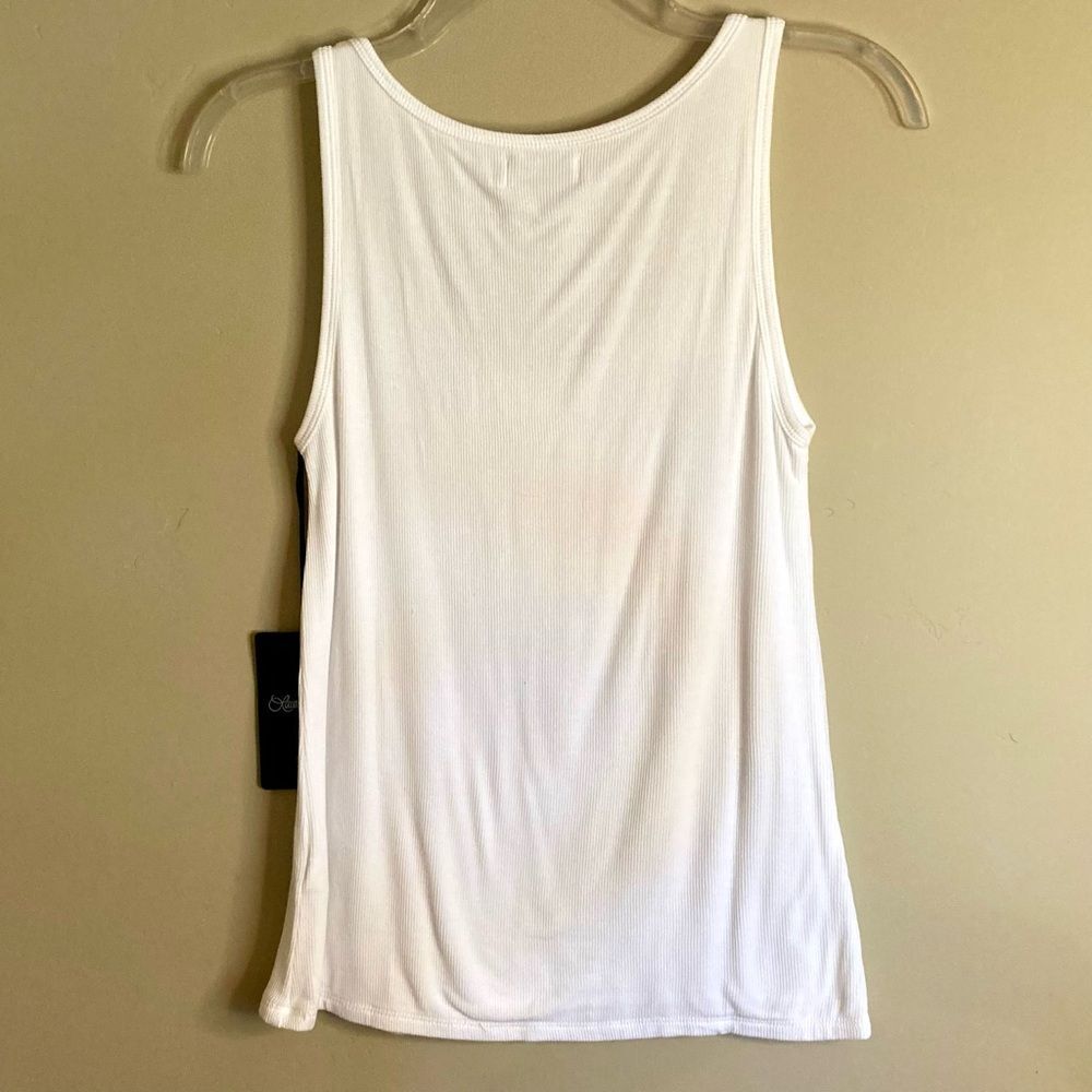 Women's White Graphic 'Love' Tank Top - Picture 6 of 11